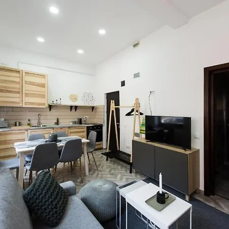 Apartment Habitat - The Old Center Flat Brasov
